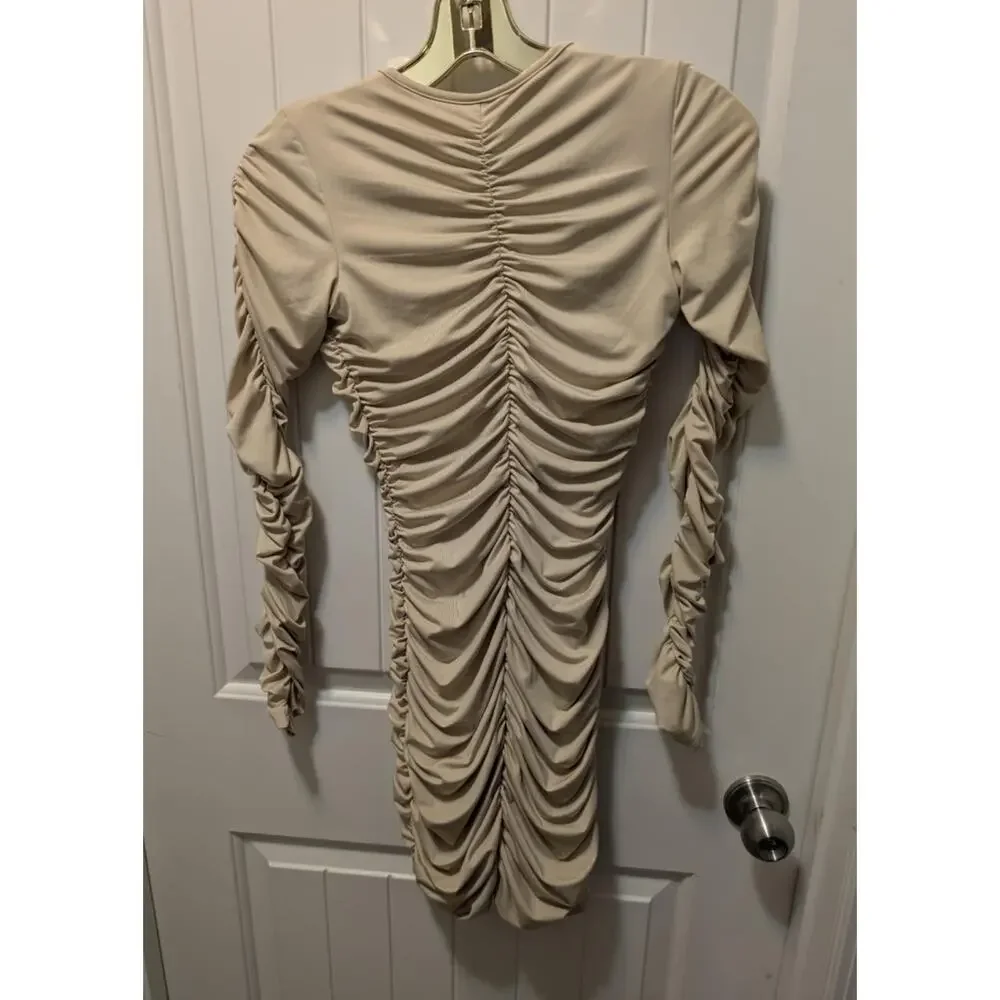 Edikted Long Sleeve Ruched Dollie Sexy Mini Dress Beige Size XS Party Clubwear - Picture 4 of 8